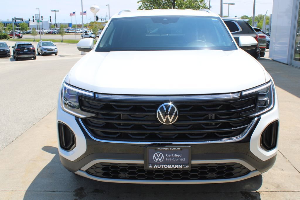 Certified 2026 Volkswagen Atlas Cross Sport SE AWD/4WD image 2