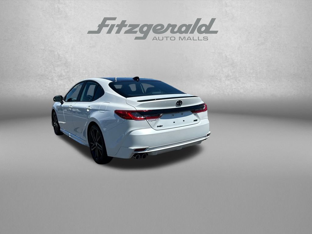 Used 2025 Toyota Camry XSE FWD image 11