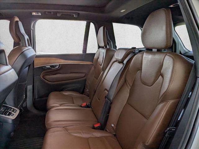 Used 2021 Volvo XC90 T6 Momentum w/ Protection Package Premier AWD/4WD image 15