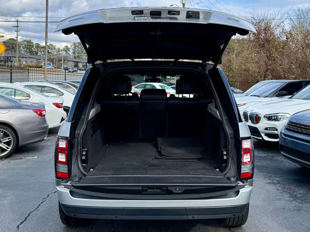 Used 2015 Land Rover Range Rover Supercharged image 11