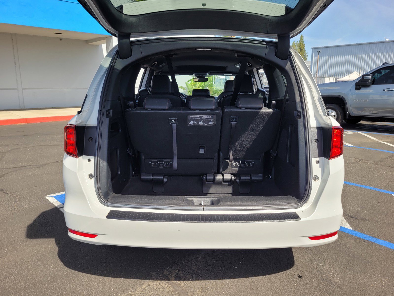 Used 2023 Honda Odyssey Sport image 28