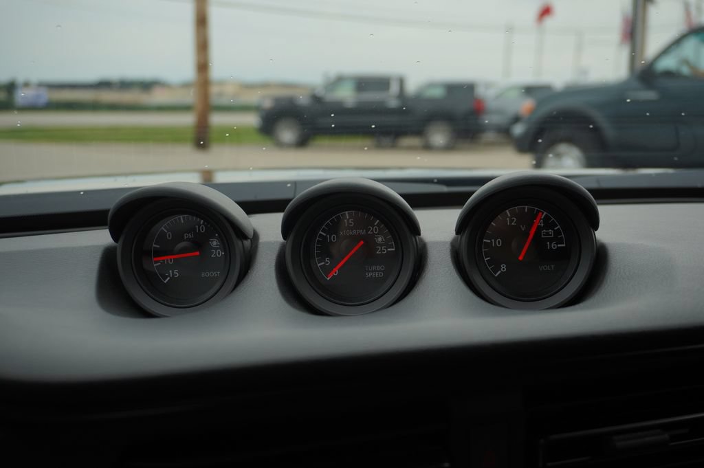 Used 2023 Nissan Z w/ Floor Mat Package (L93) RWD image 32