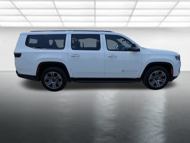 Used 2024 Jeep Wagoneer L Series II RWD image 42
