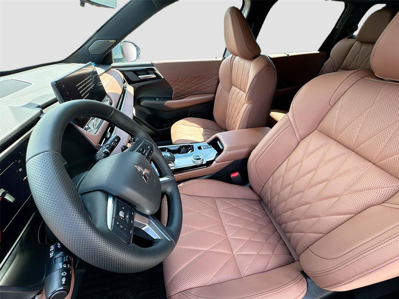 New 2025 Mitsubishi Outlander SEL image 21