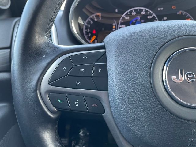 Used 2021 Jeep Grand Cherokee Laredo image 16