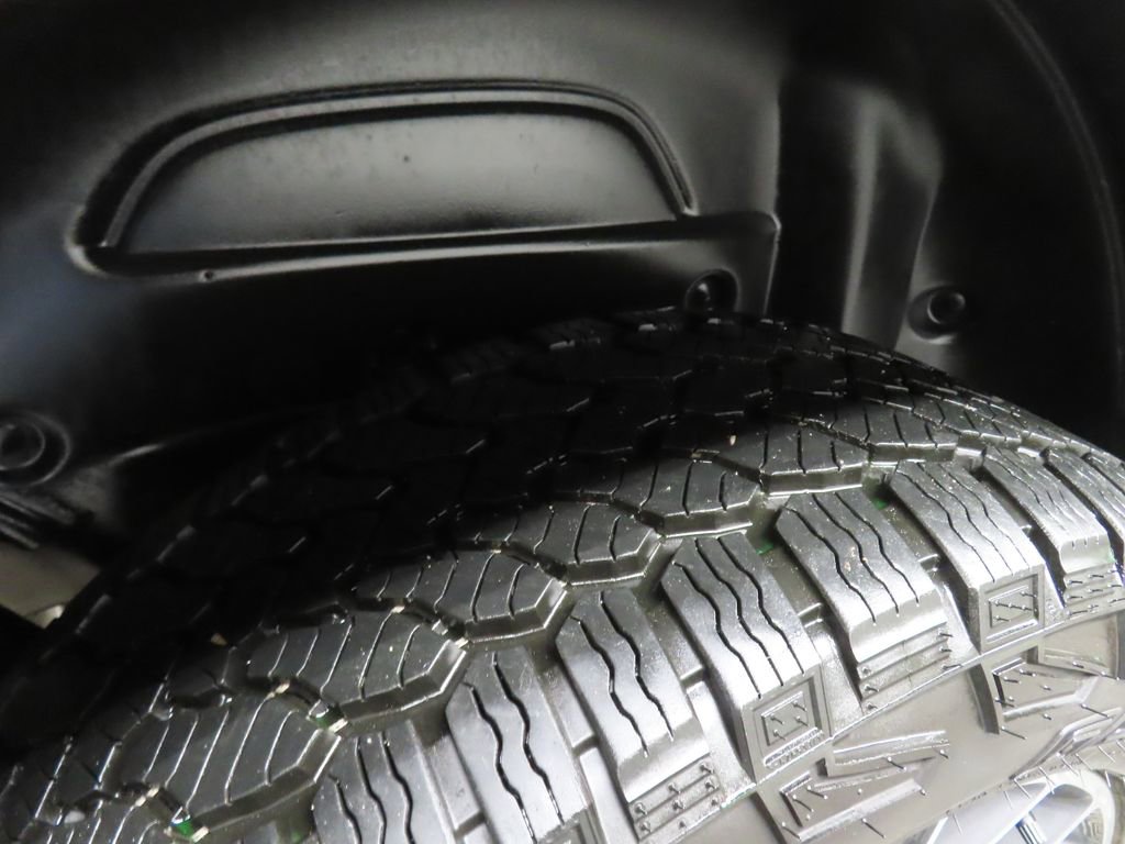 Used 2024 Jeep Wrangler High Altitude image 33