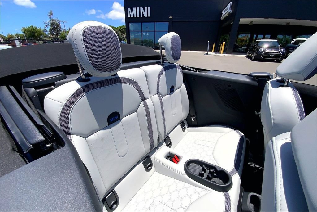 Used 2026 MINI Cooper S FWD image 27