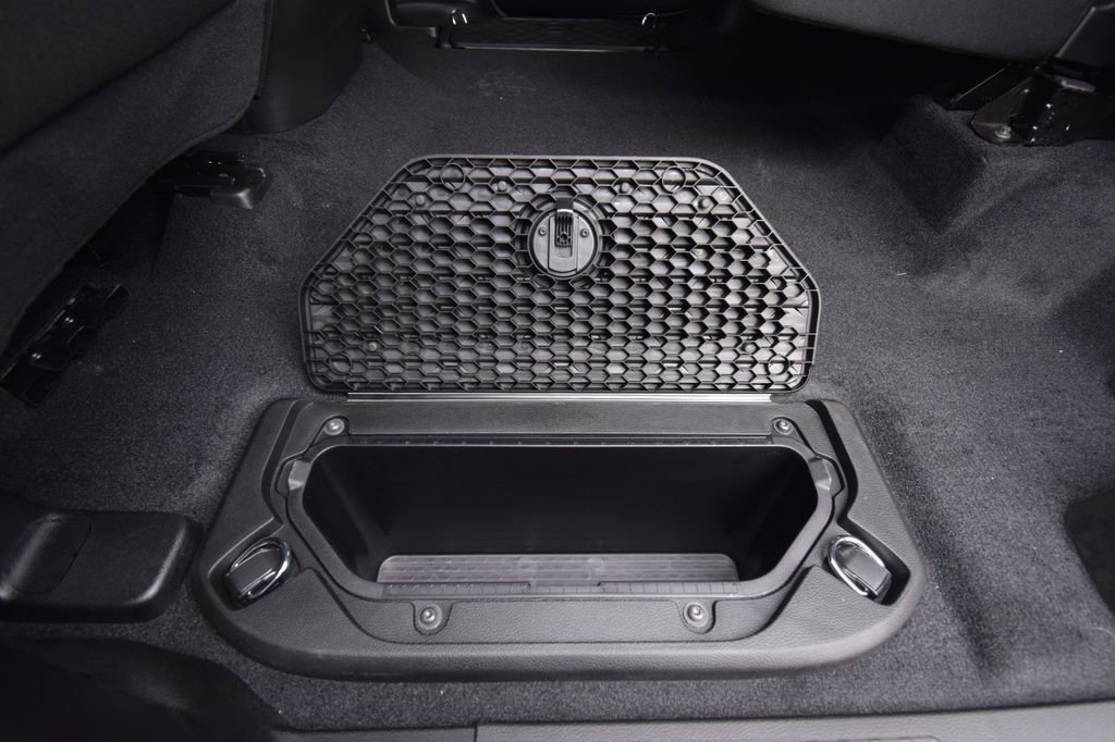 New 2026 RAM 1500 4x4 Crew Cab image 34