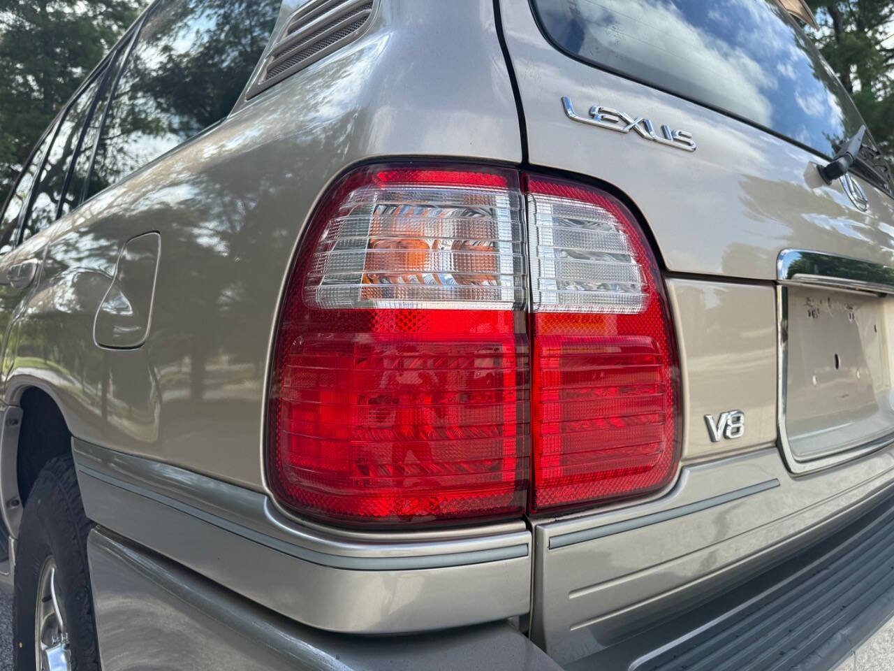 Used 2001 Lexus LX 470 4WD image 21