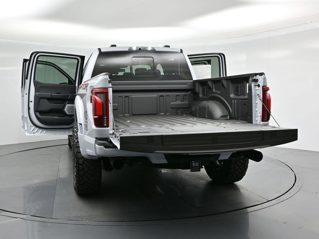 Used 2025 Ford F150 Raptor AWD/4WD image 37