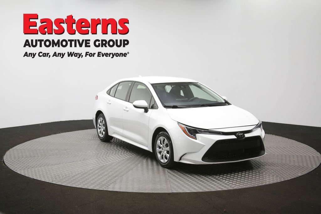 Used 2022 Toyota Corolla LE image 49