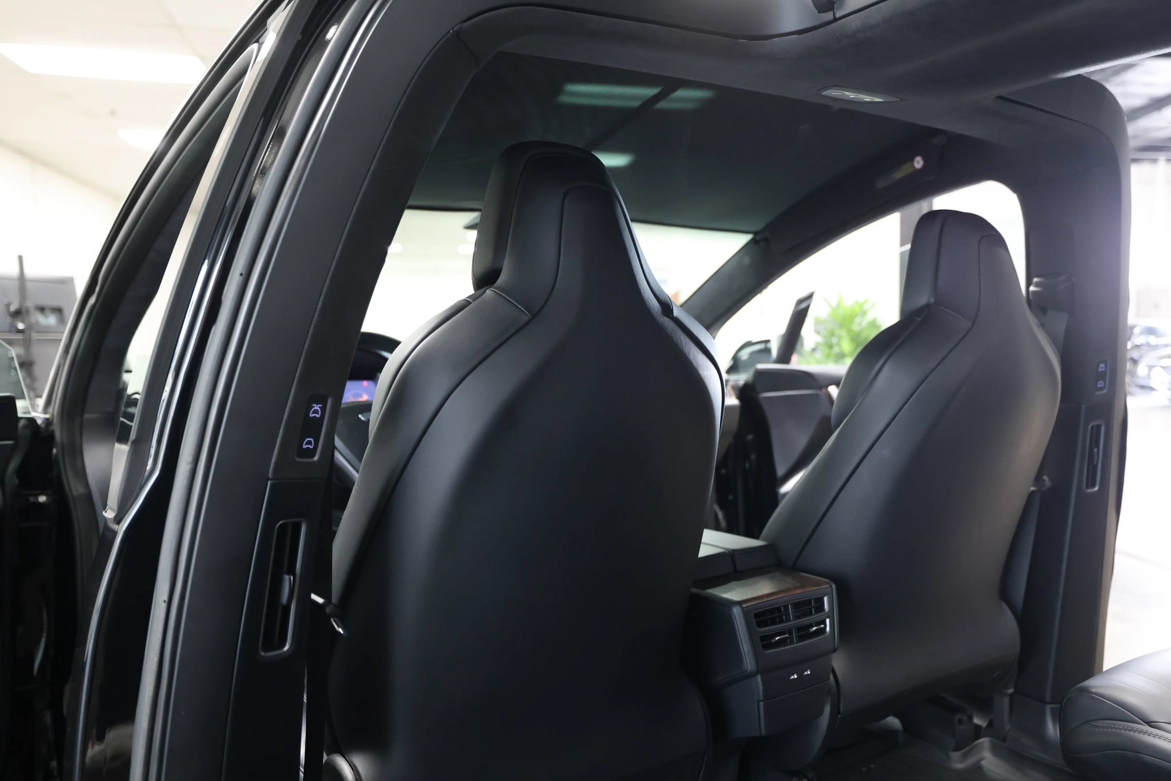 Used 2018 Tesla Model X 100D AWD/4WD image 44