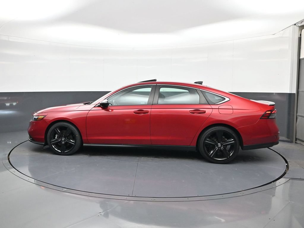 Used 2023 Honda Accord Sport image 5