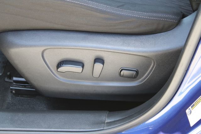 Used 2020 Nissan Rogue SV AWD/4WD image 33