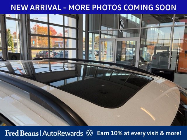 Used 2024 Volkswagen Atlas SE AWD/4WD image 8