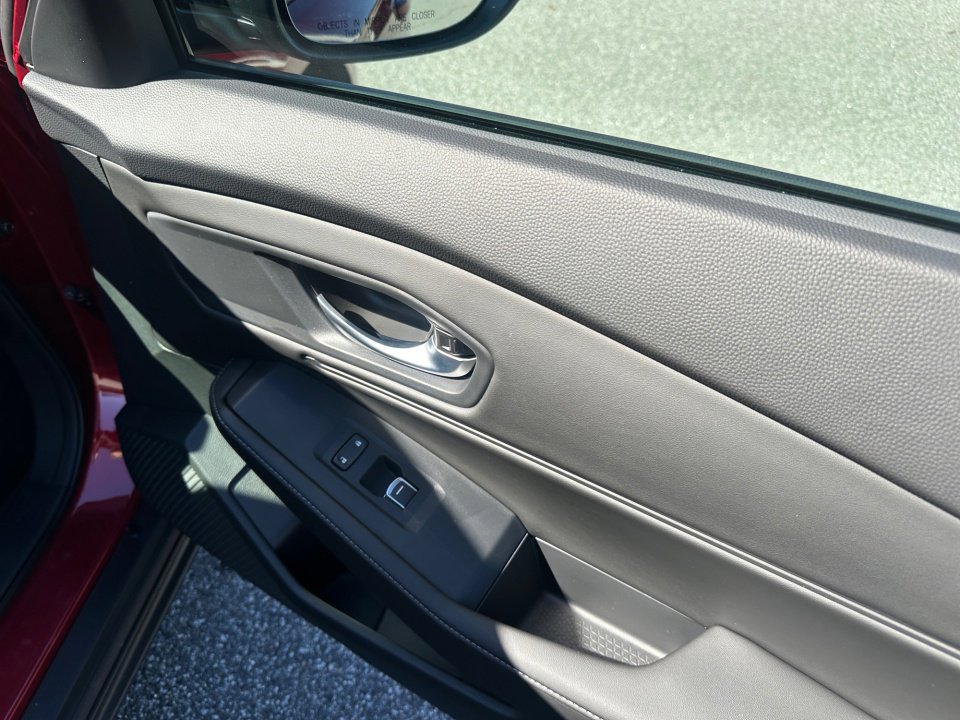 Used 2025 Honda Accord Sport image 31