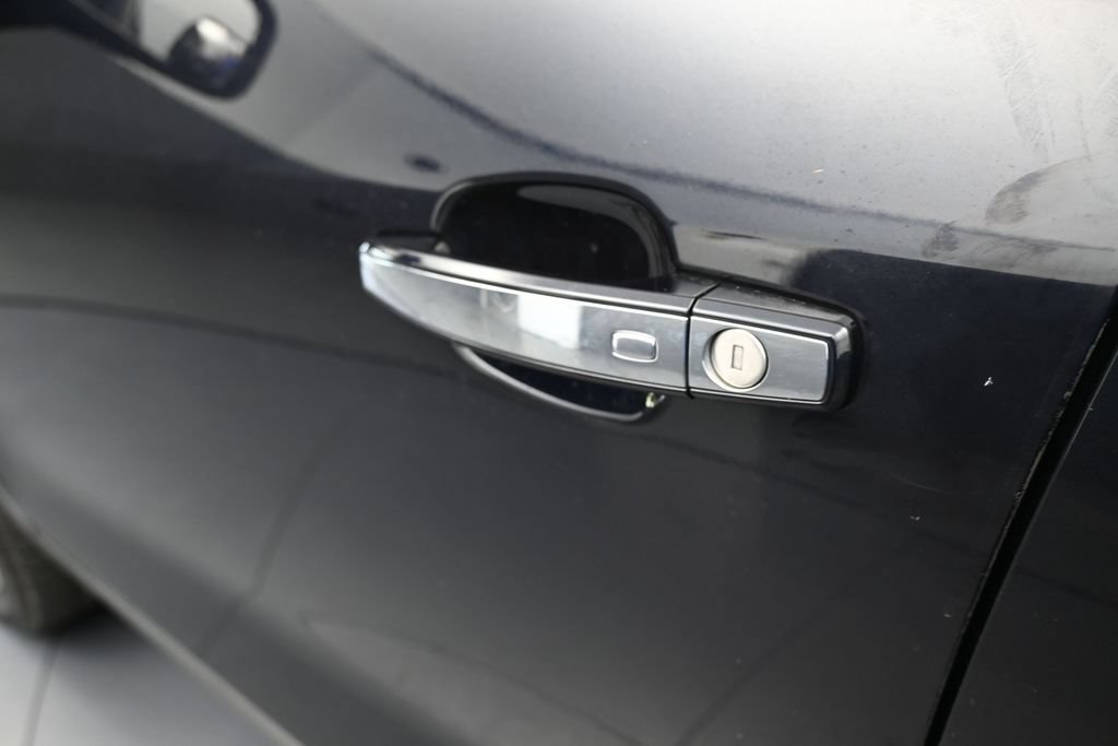 Used 2021 Buick Encore Preferred AWD/4WD image 31