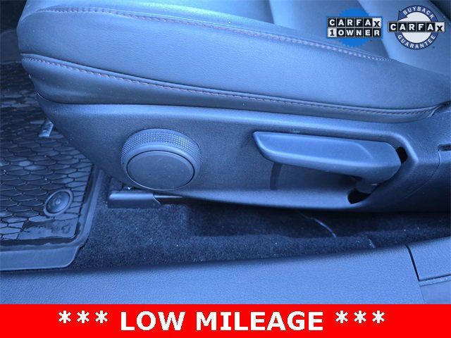 Used 2024 MAZDA MAZDA3 s image 24