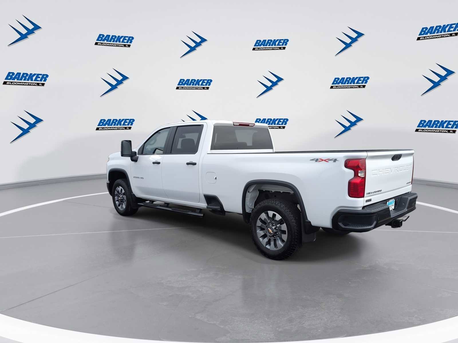 Used 2025 Chevrolet Silverado 2500 Custom w/ Custom Value Package image 6