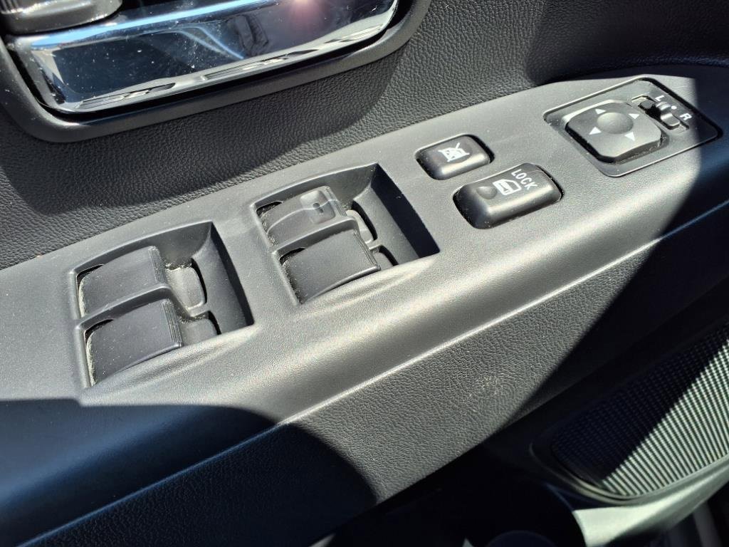 Used 2024 Mitsubishi Outlander Sport ES image 15