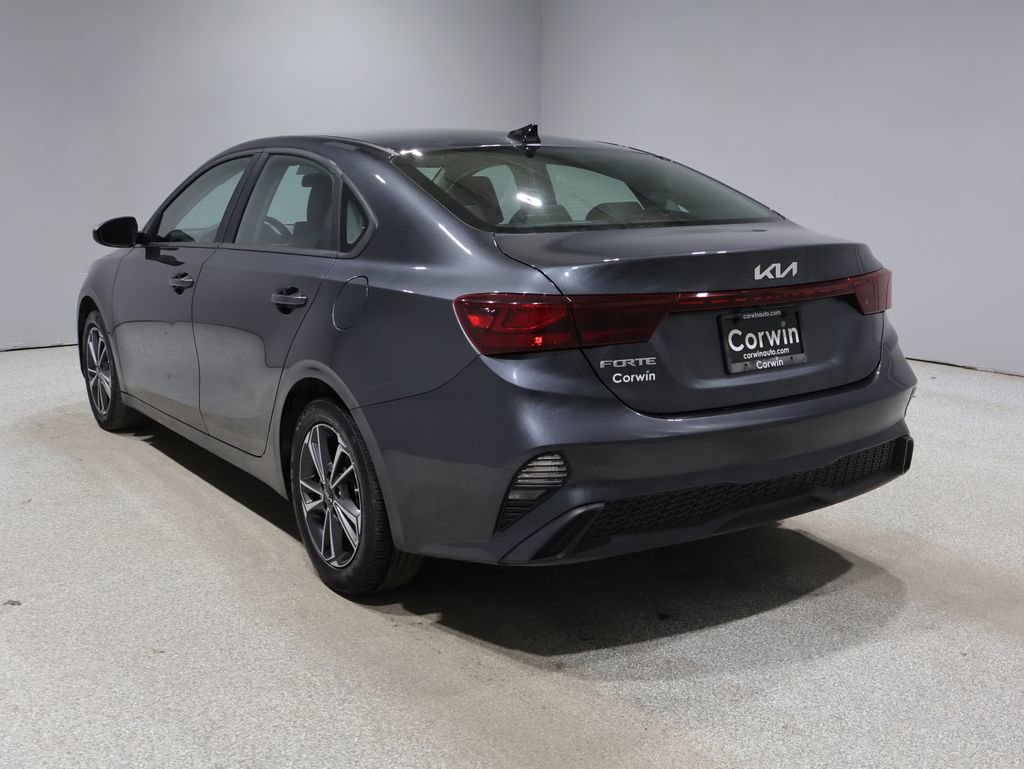 Used 2024 Kia Forte LXS image 5