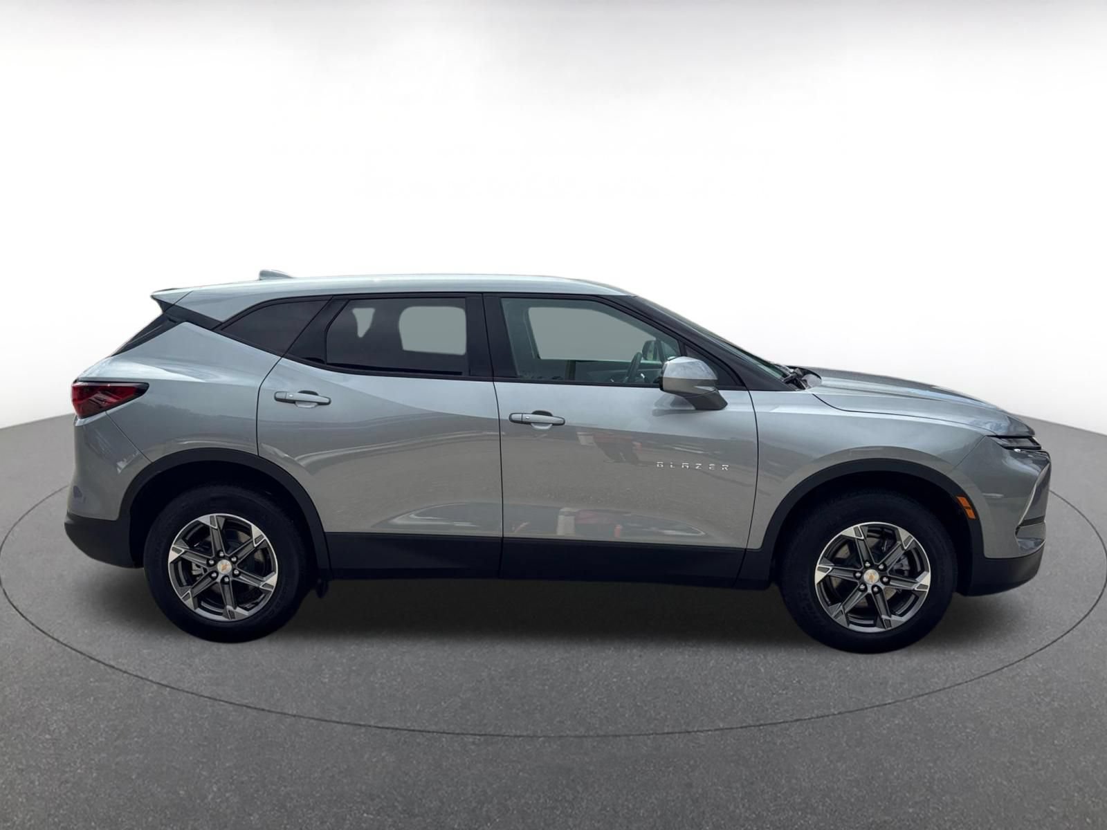 Used 2026 Chevrolet Blazer LT FWD image 14