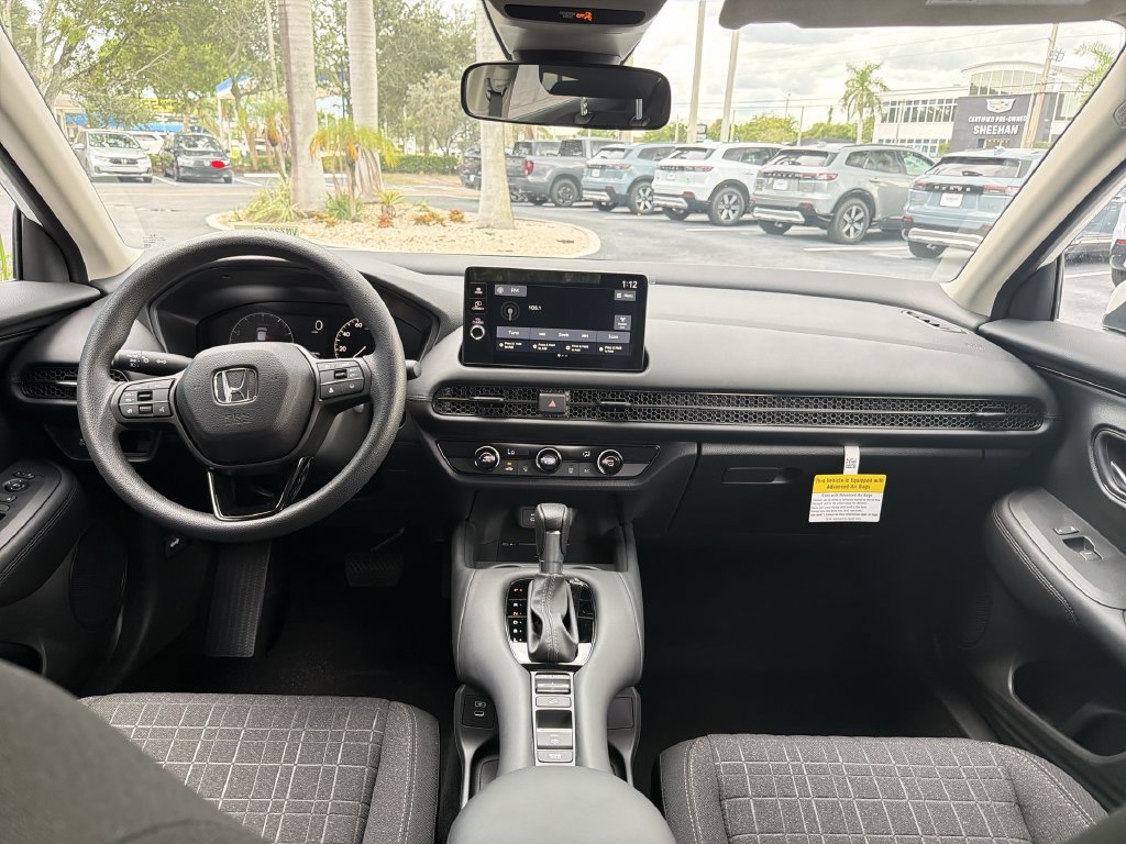 New 2027 Honda HR-V LX image 10