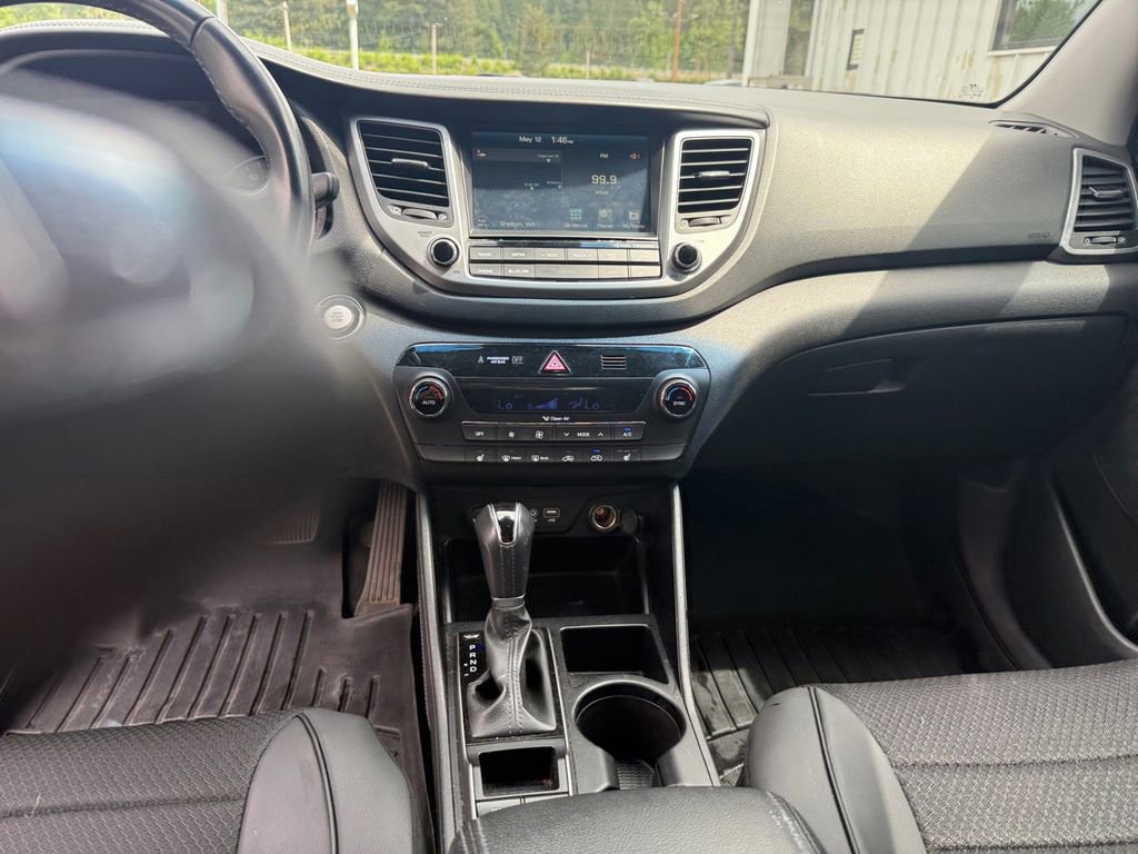 Used 2016 Hyundai Tucson Limited AWD/4WD image 16