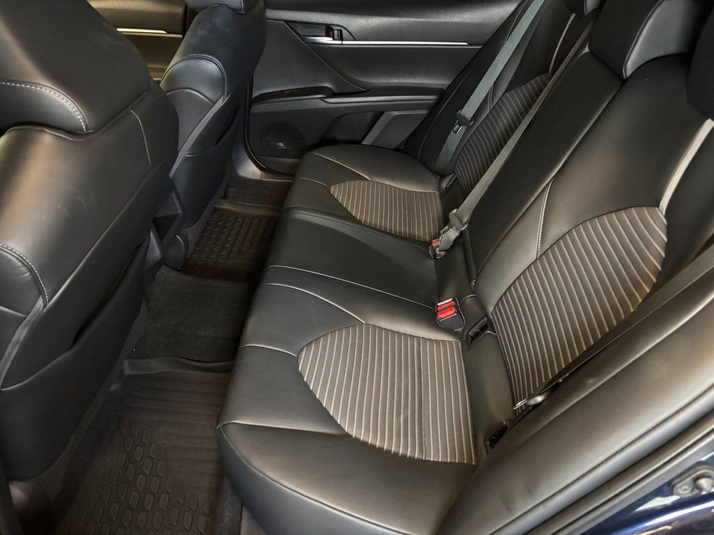 Used 2022 Toyota Camry SE image 22