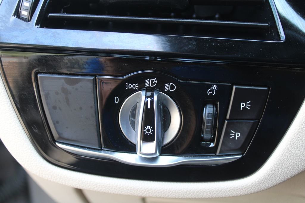 Used 2019 BMW 530i image 27