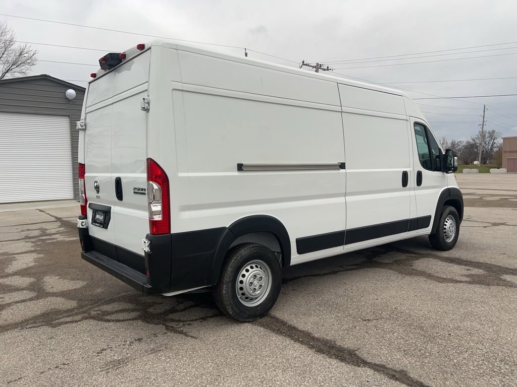 Used 2025 RAM ProMaster 2500 w/ Safety Group image 5