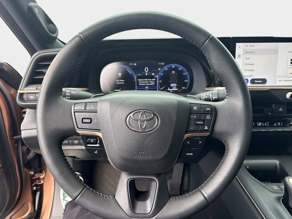 Used 2023 Toyota Crown Platinum image 23