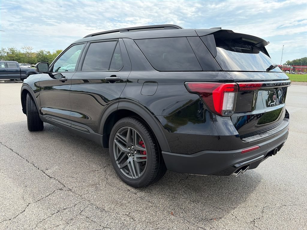 Used 2025 Ford Explorer ST w/ Sun And Sound Package AWD/4WD image 6