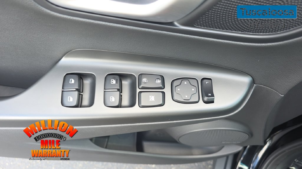 Used 2023 Hyundai Kona Limited FWD image 13