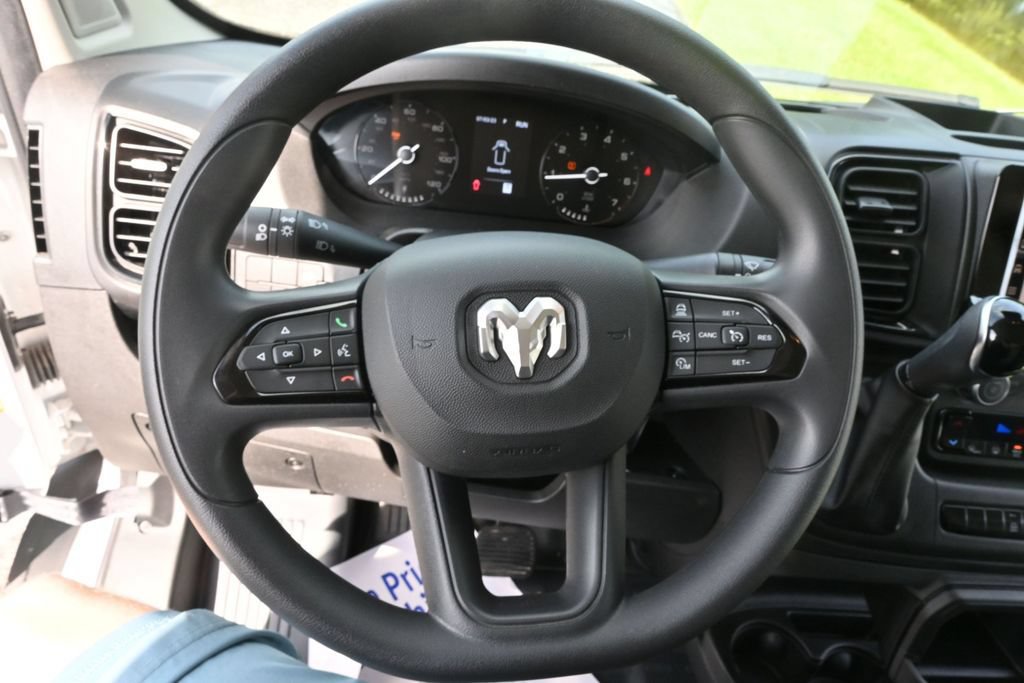 Used 2025 RAM ProMaster 2500 w/ Safety Group FWD image 30