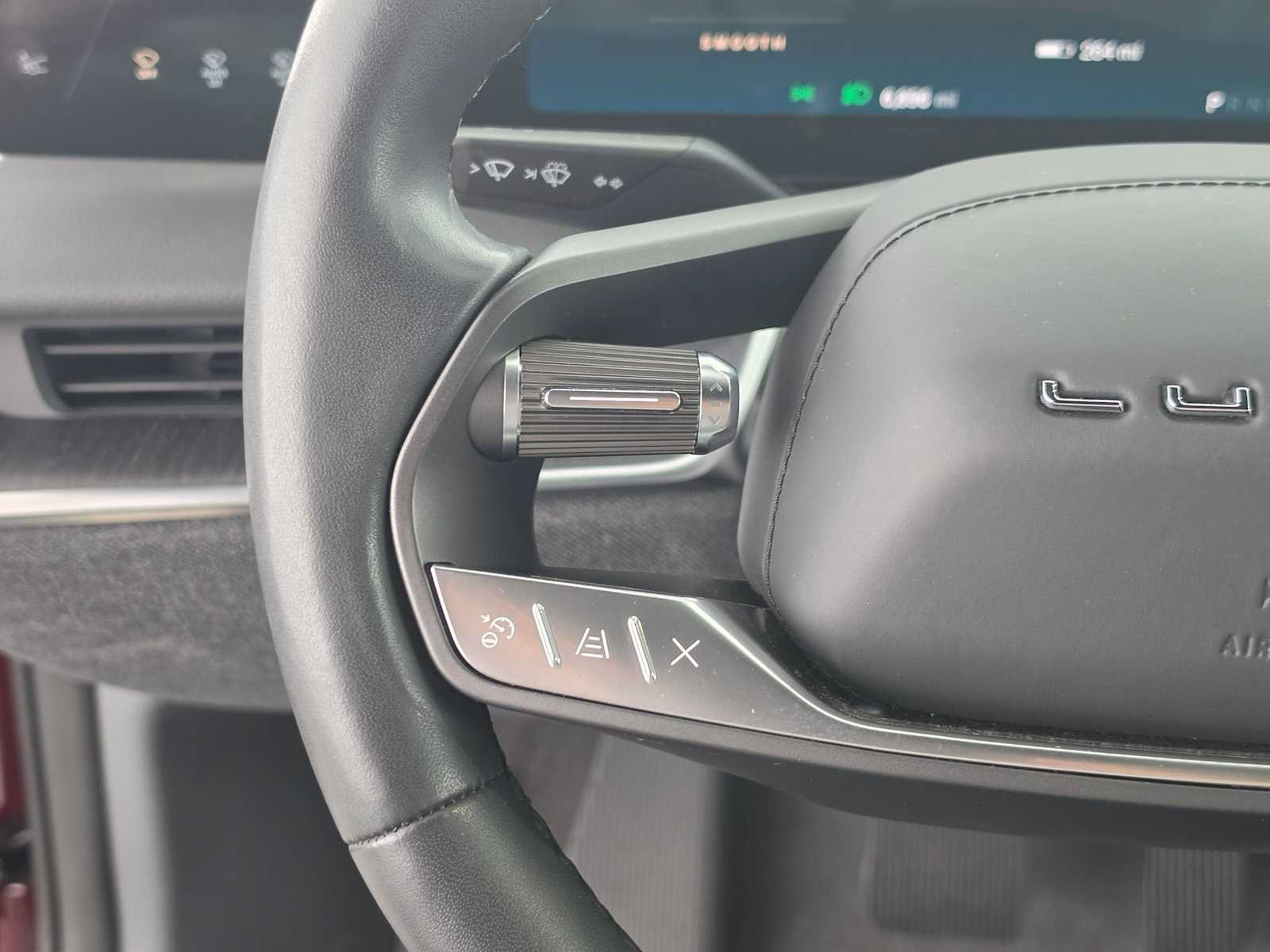 Used 2023 Lucid Air Touring AWD/4WD image 29