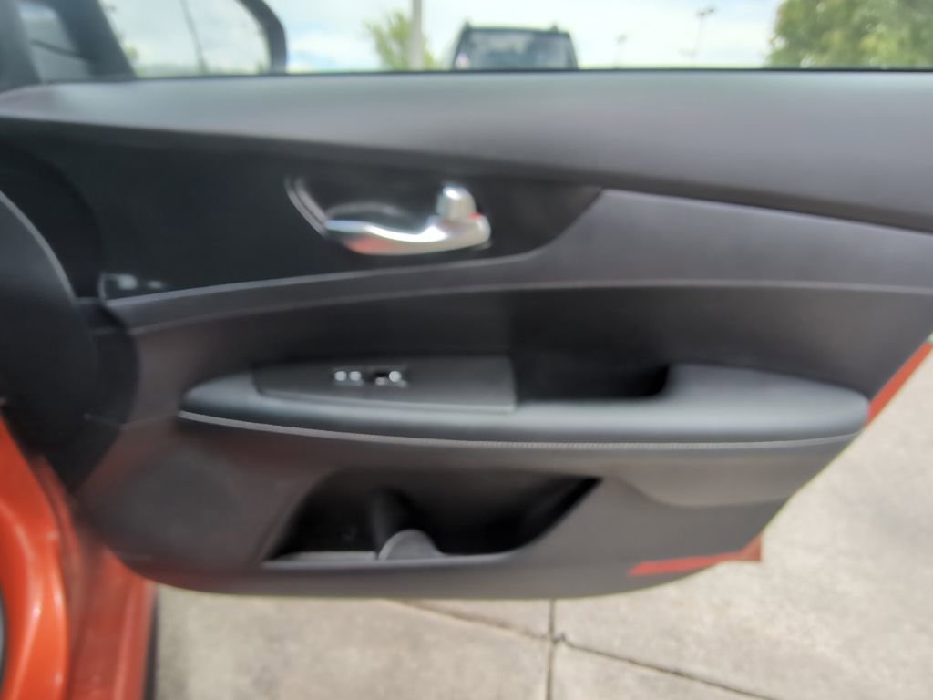 Used 2023 Kia Forte GT-Line w/ GT-Line Premium Package FWD image 30