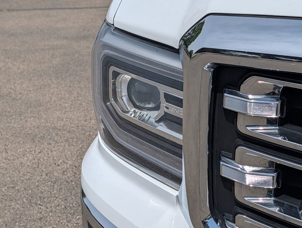 Used 2018 GMC Sierra 1500 SLT AWD/4WD image 3