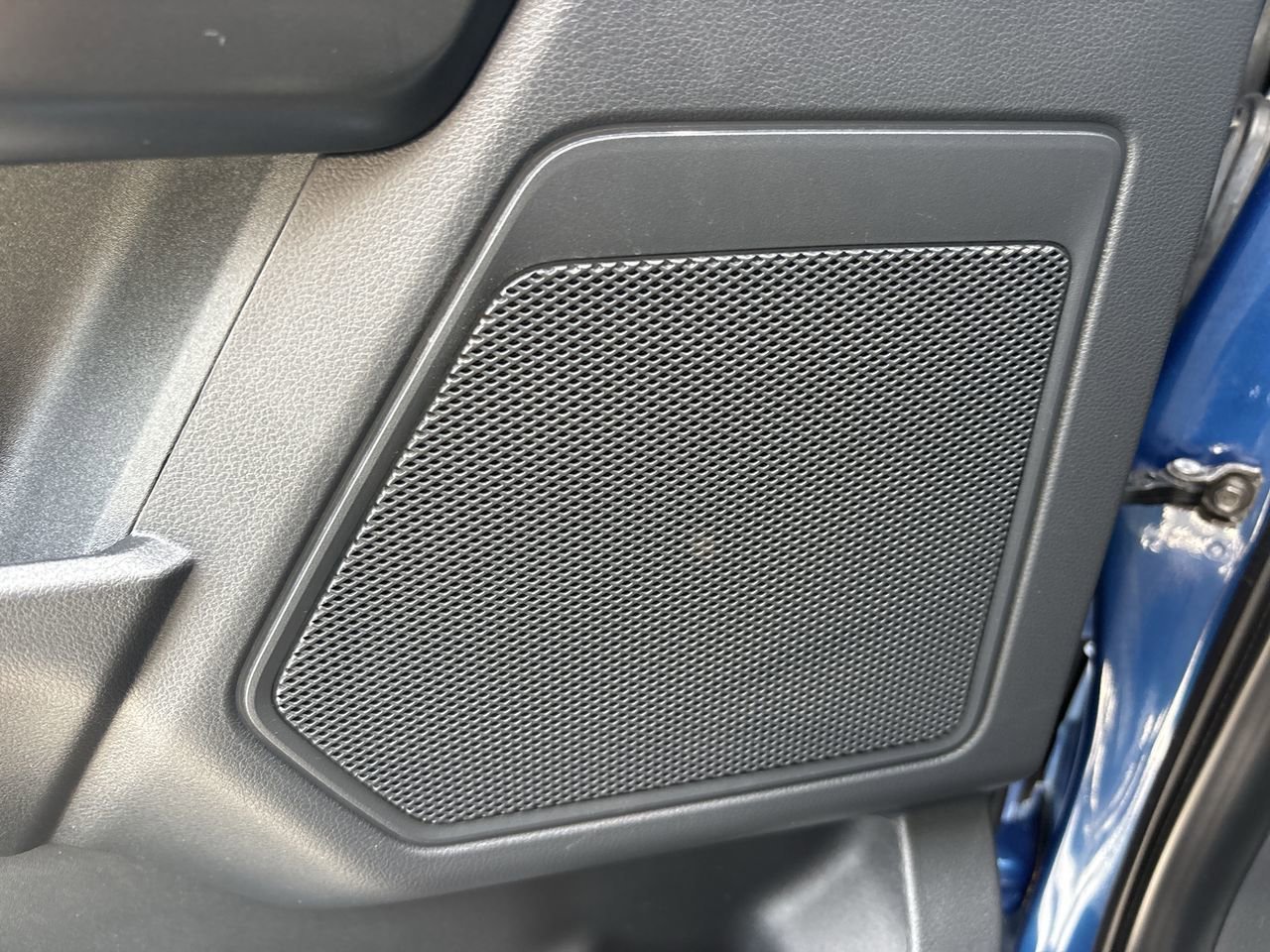 Used 2022 Ford F150 Raptor w/ Convenience Package image 13