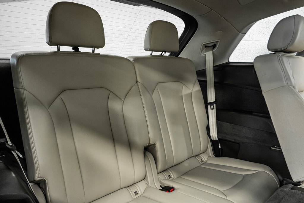 Used 2019 Audi Q7 3.0T Premium Plus w/ Premium Plus Package image 25