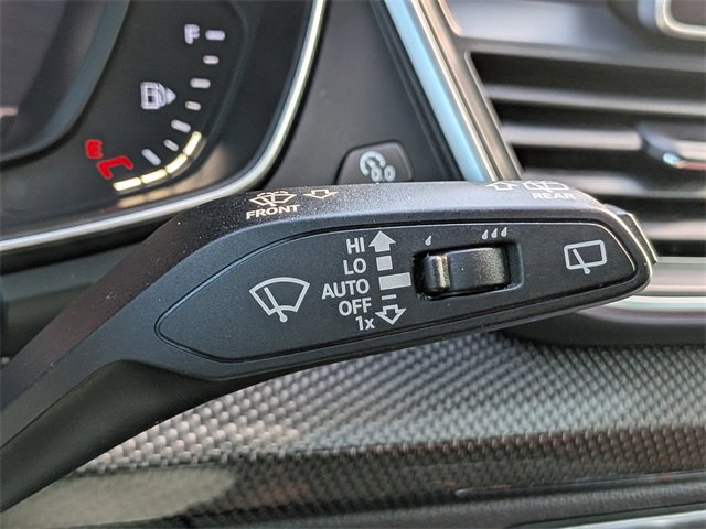 Used 2018 Audi SQ5 Premium Plus w/ S Sport Package image 31