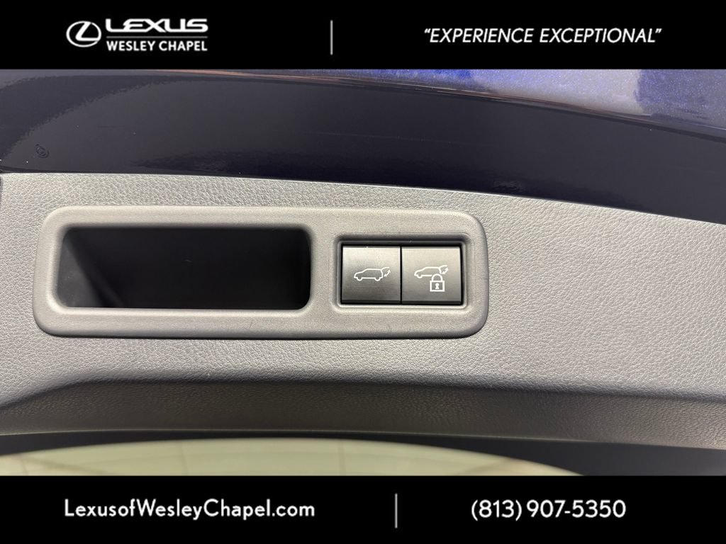 Used 2024 Lexus RX 350 FWD w/ Technology Package image 8