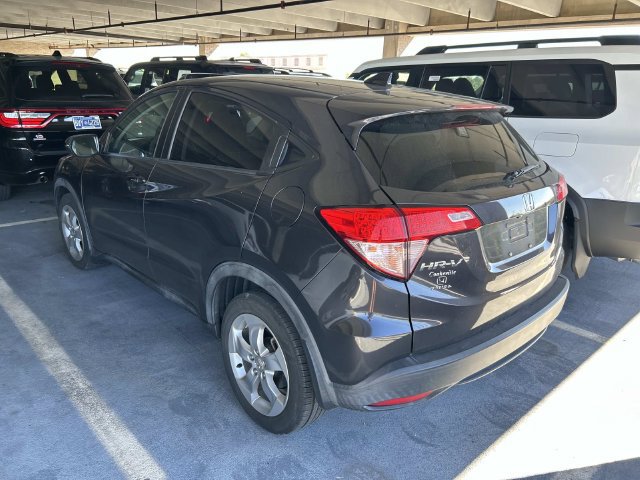 Used 2016 Honda HR-V EX image 2