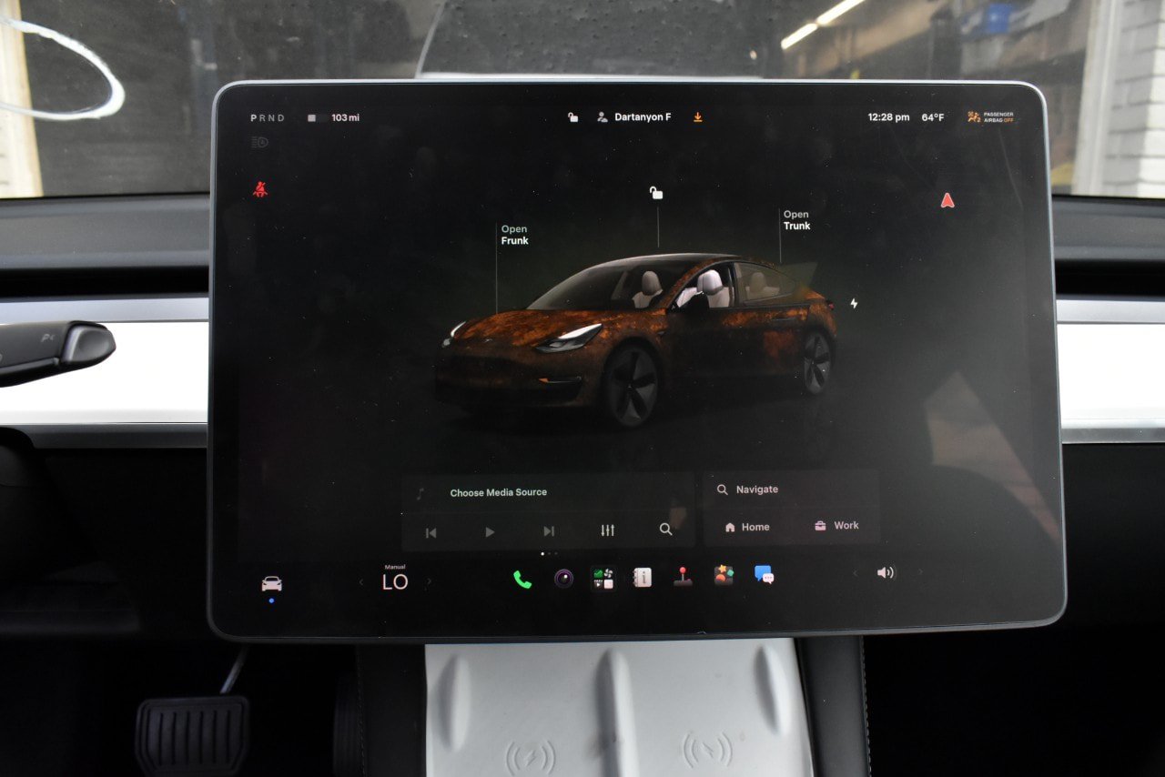 Used 2023 Tesla Model 3 Standard Range RWD image 21