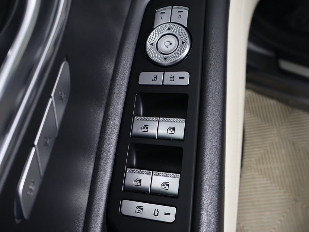 Used 2023 Genesis GV80 2.5T w/ Prestige Package image 44