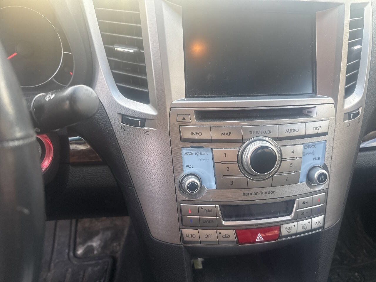 Used 2014 Subaru Legacy 3.6R Limited image 16