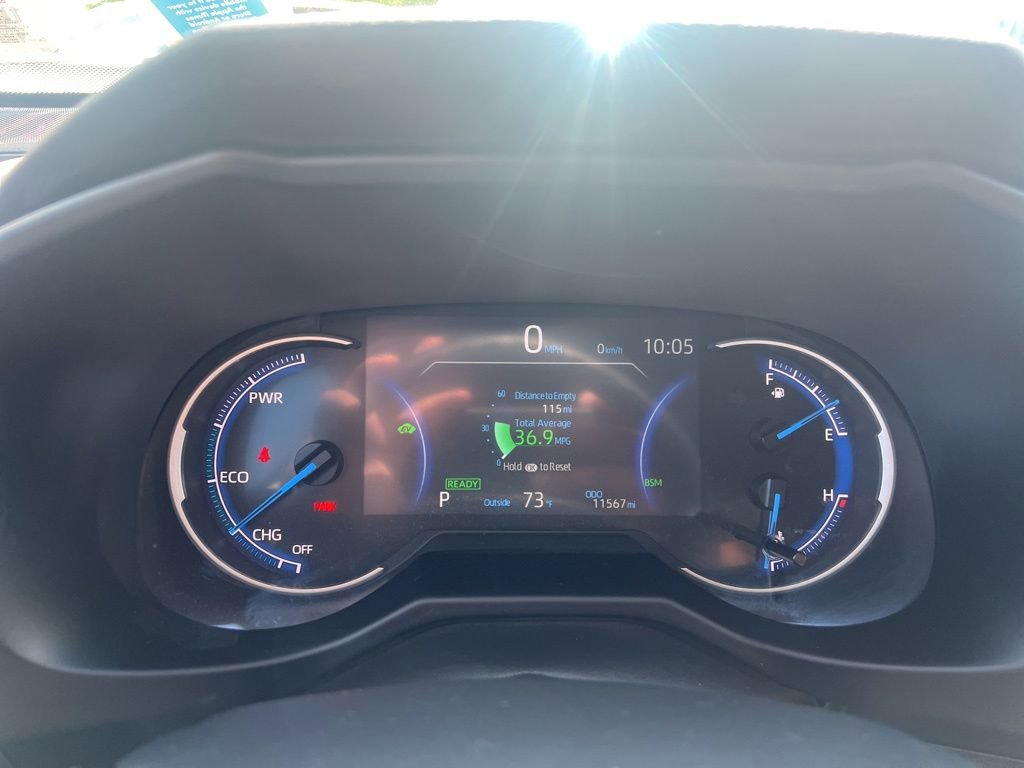 Used 2023 Toyota RAV4 LE AWD/4WD image 7
