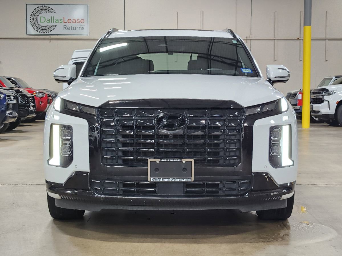 Used 2024 Hyundai Palisade Calligraphy AWD/4WD image 2