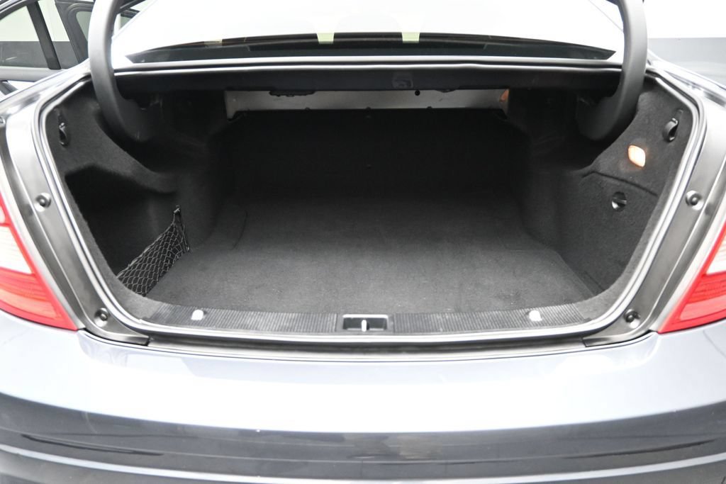 Used 2010 Mercedes-Benz C 300 4MATIC Sedan image 21