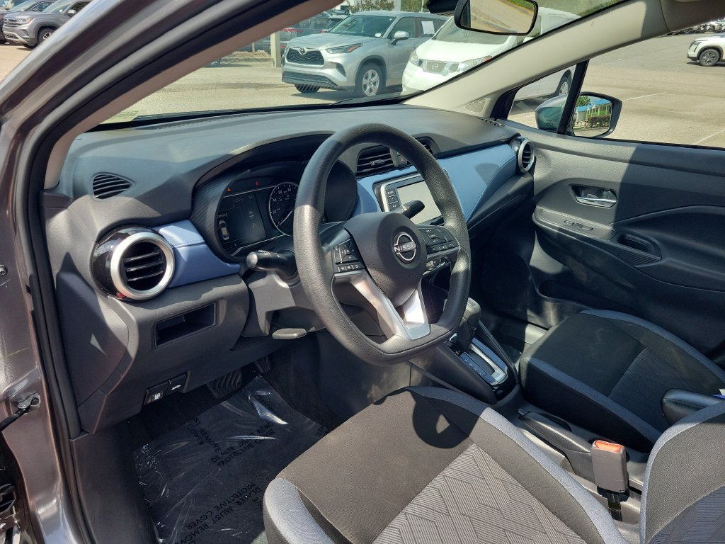 Certified 2025 Nissan Versa SV FWD image 15